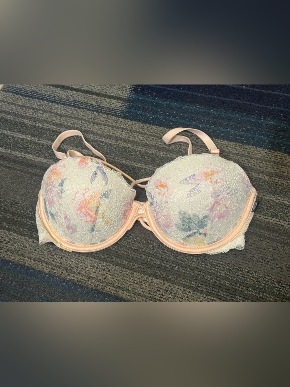 PINK Victoria's Secret Date Push-Up Bra